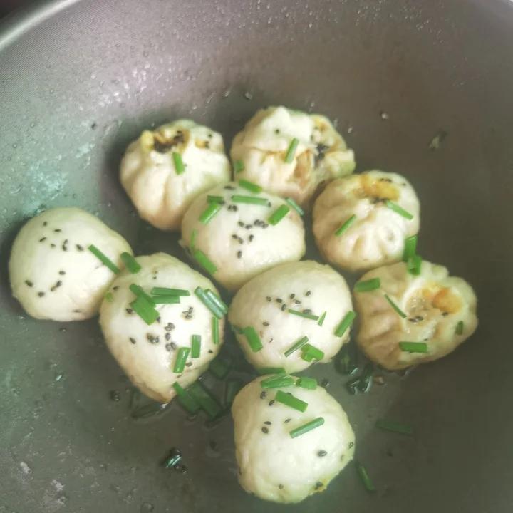 不需皮冻也汁多味鲜的生煎馒头/生煎包（包子）（小贴士附：万能肉馅）——中式一日三餐（二十）