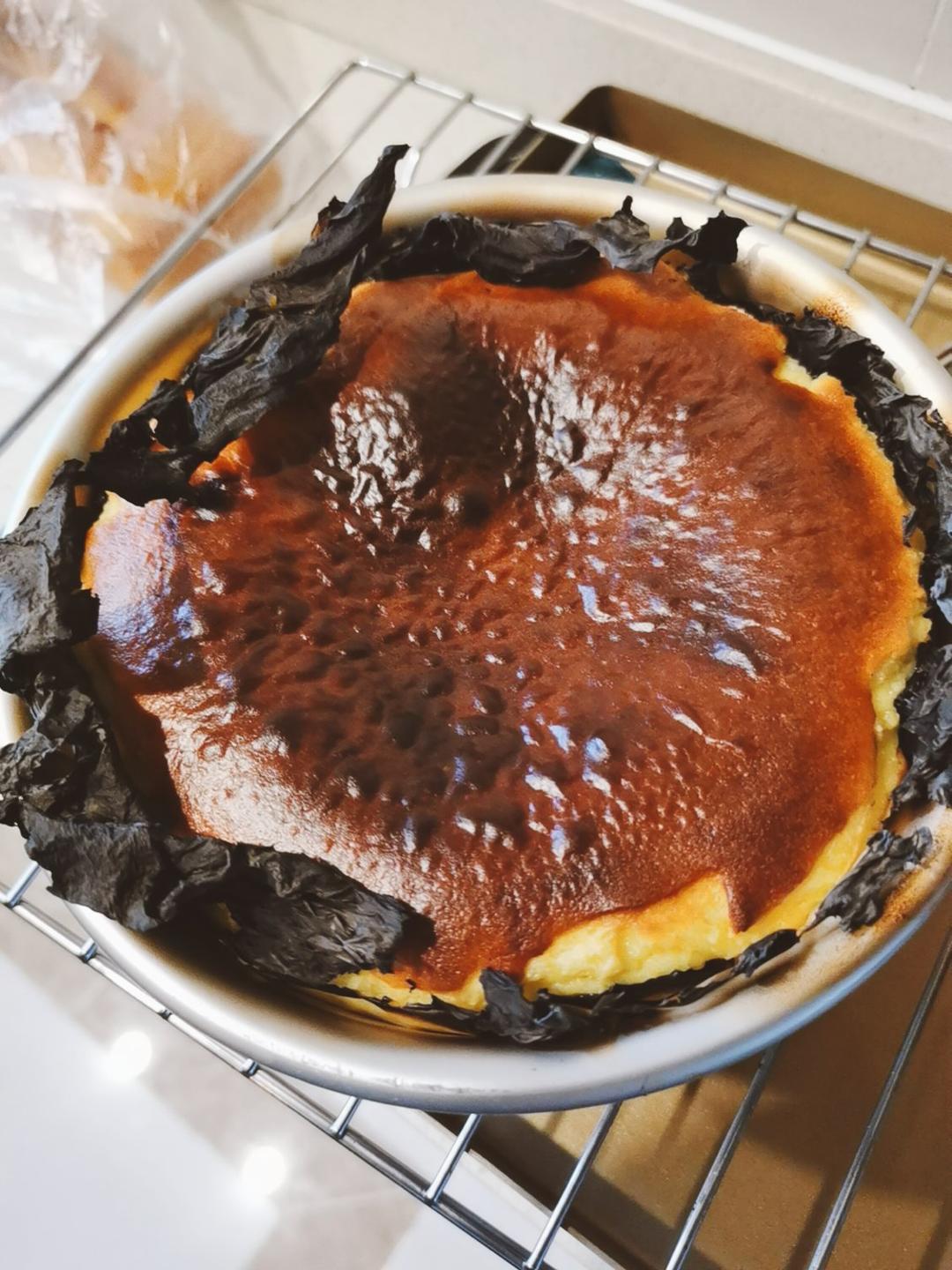 巴斯克式烤芝士蛋糕[超简单][搬运]