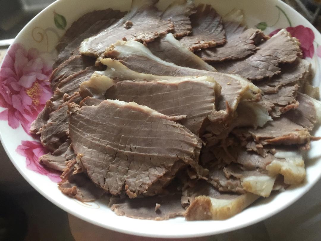 减脂期午餐：水煮牛肉片（减肥、瘦身）