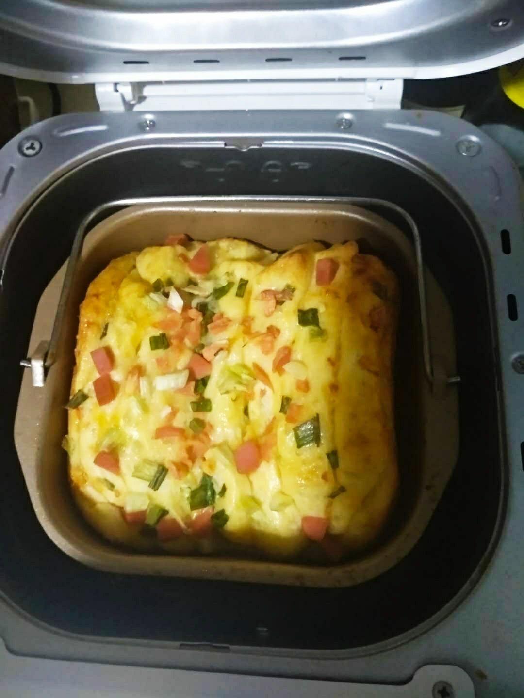 手撕香葱肉松土司柏翠面包机