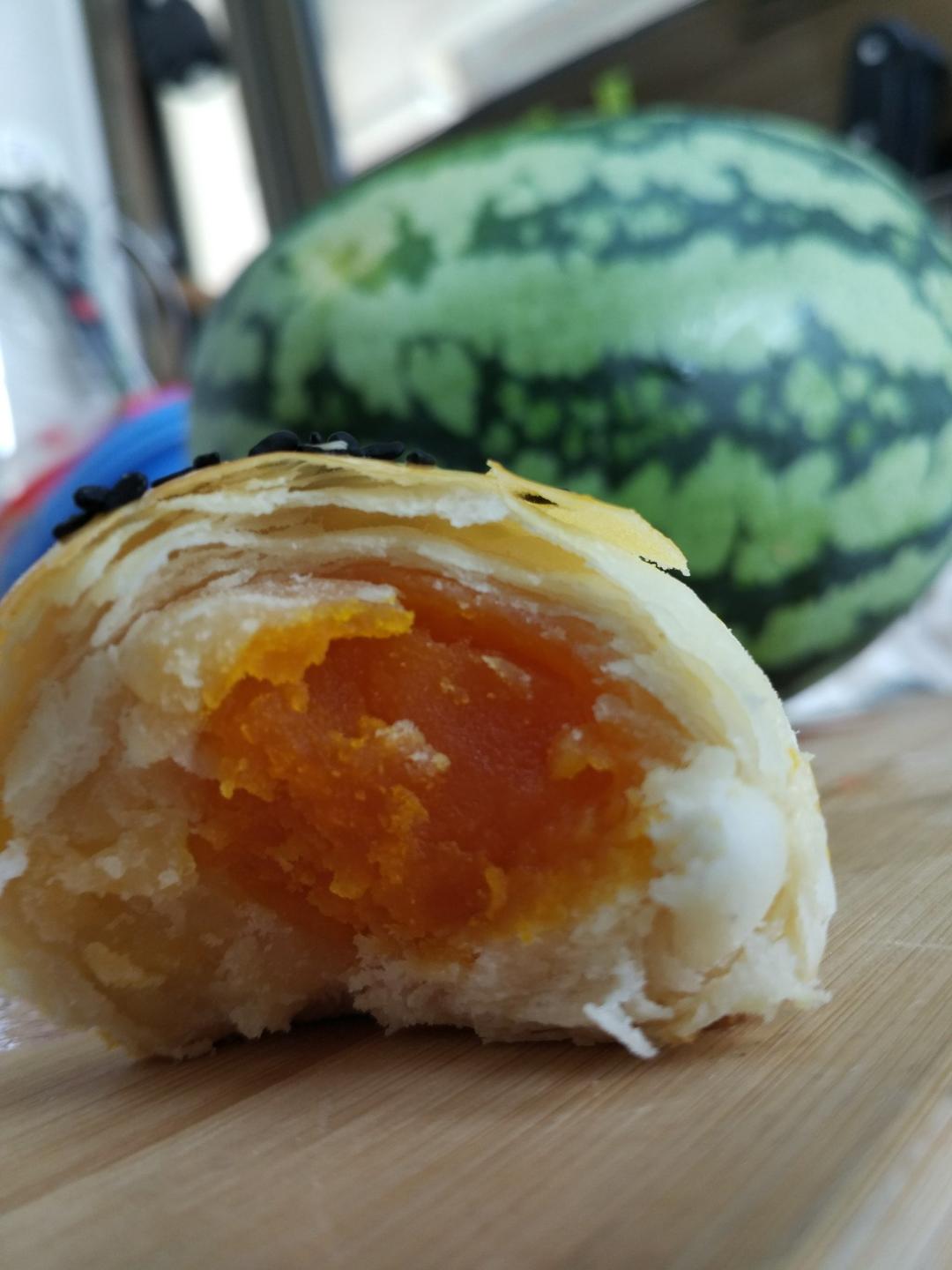 蛋黄酥：抹茶酥：（奶黄味）