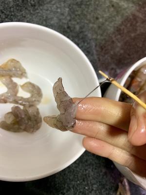 宝宝辅食：胡萝卜鲜虾丸子的做法 步骤2
