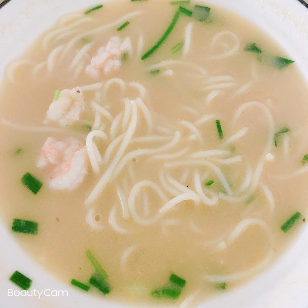 虾仁面条