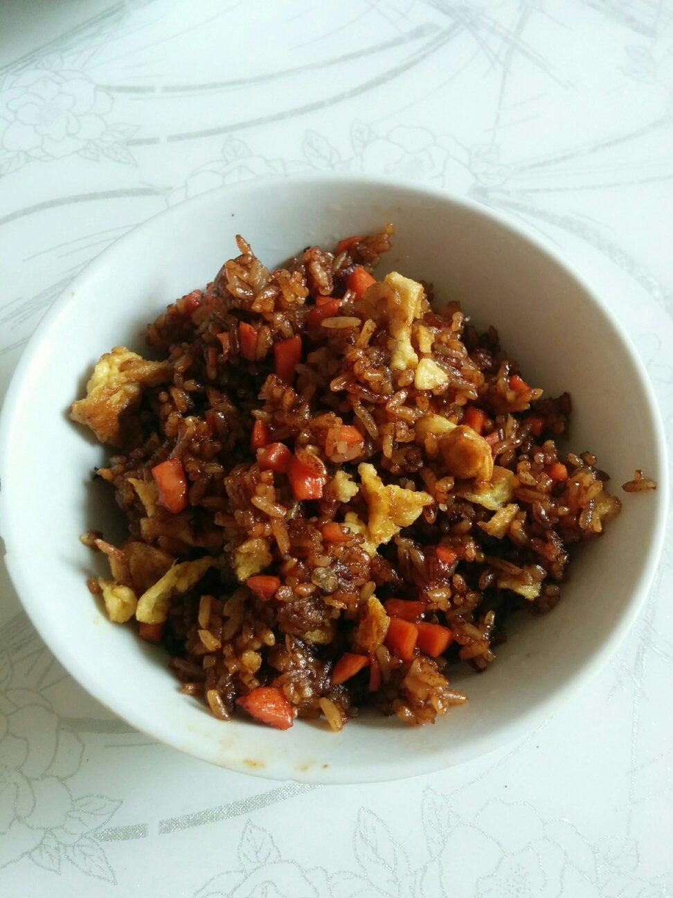 酱油炒饭(超级简单)