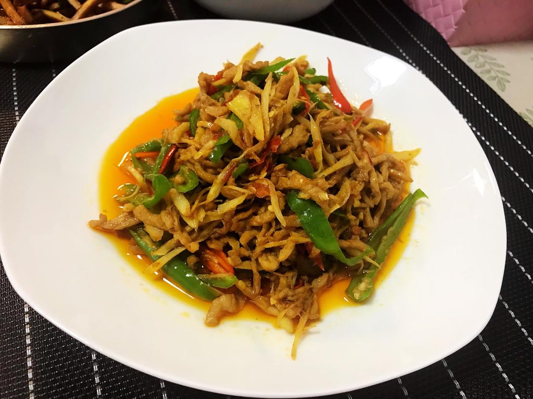 仔姜肉丝😋🎈