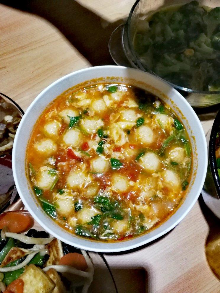 蕃茄丸子汤。