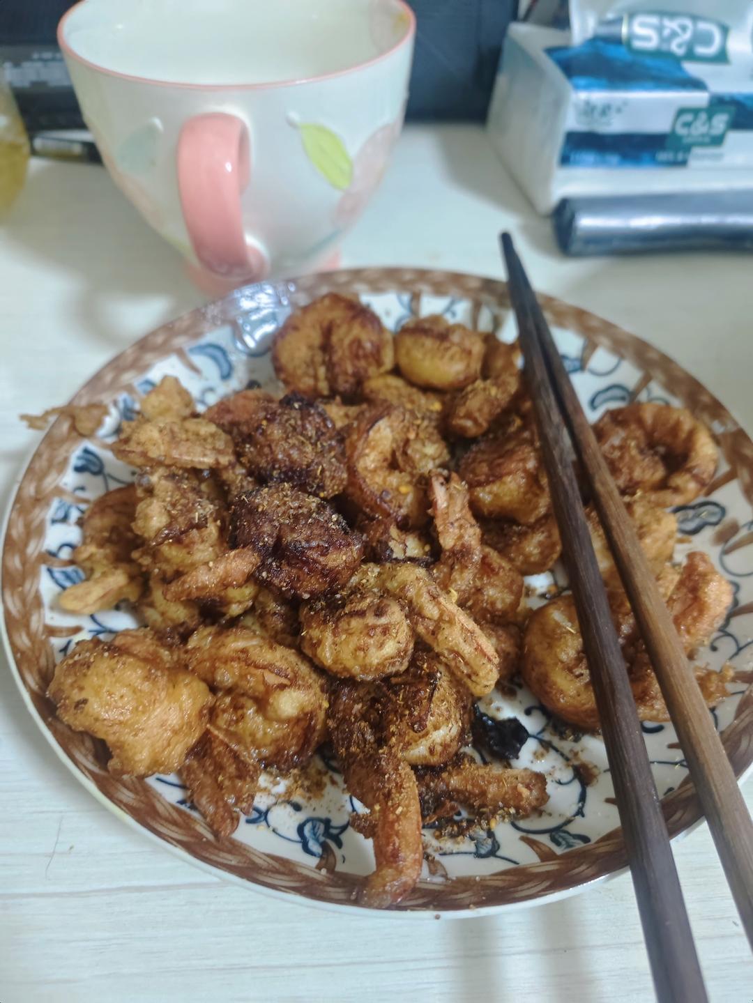 绝对不能错过！好吃到舔盘的椒盐大虾🦐