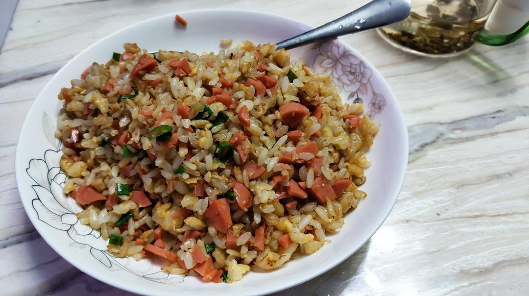 好吃到停不下来的酱油蛋炒饭