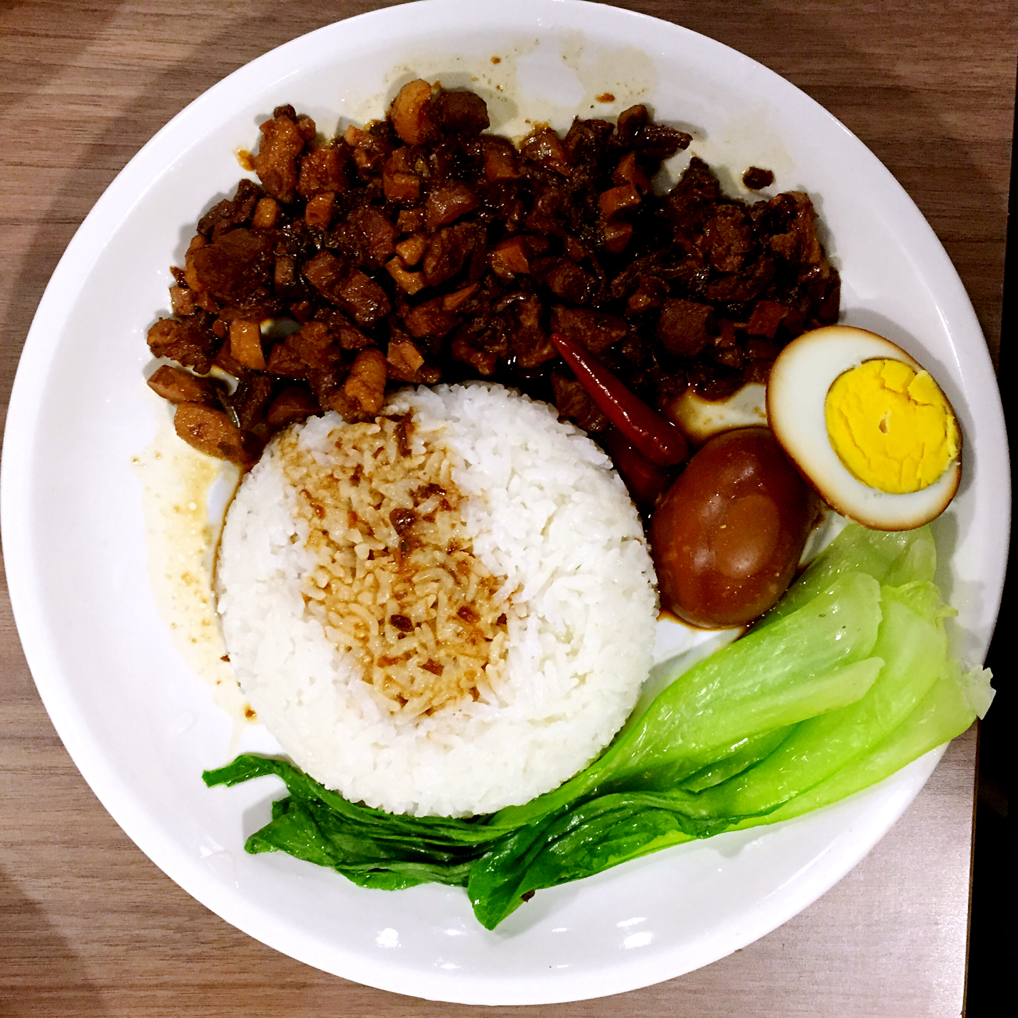 洋葱酥卤肉饭