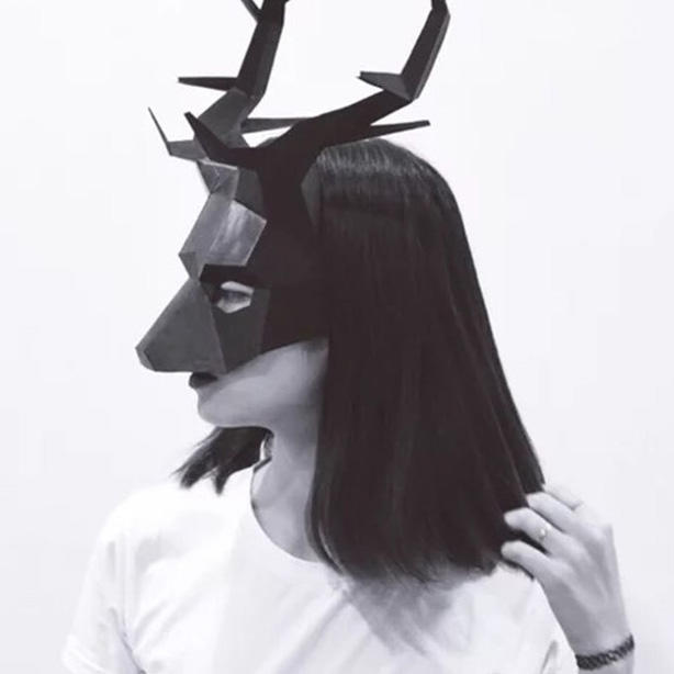 贫民窟少女鹿小角