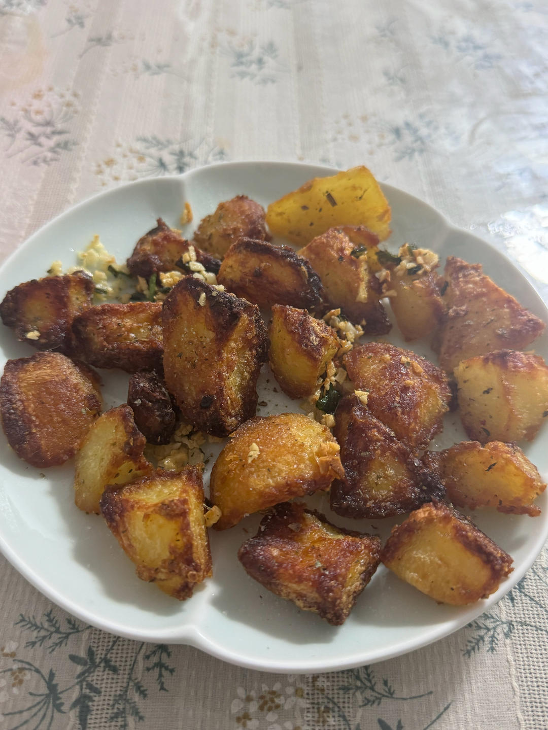 蒜香烤土豆，外酥里嫩，油管搬运