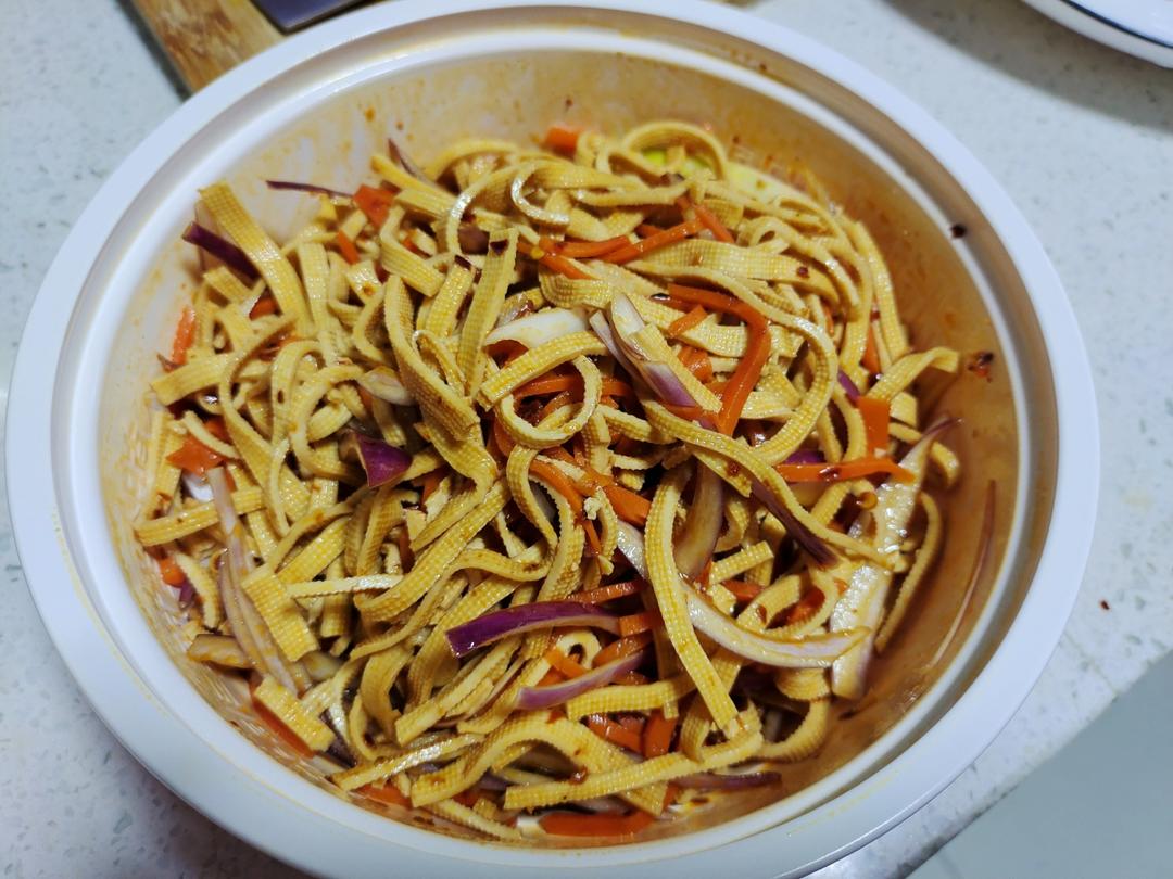 炝拌干豆腐丝