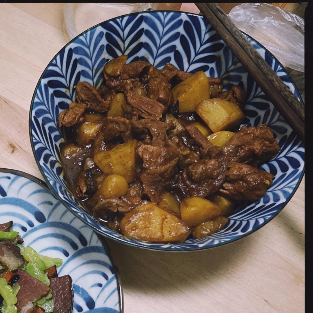 红烧牛肉土豆 （独家秘制）