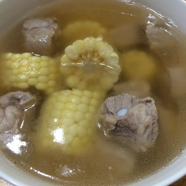 排骨玉米汤