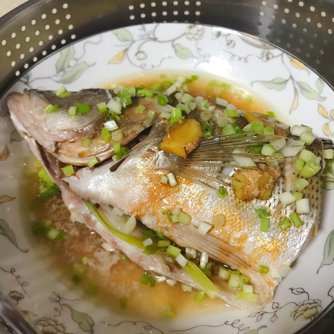 油泼鲈鱼