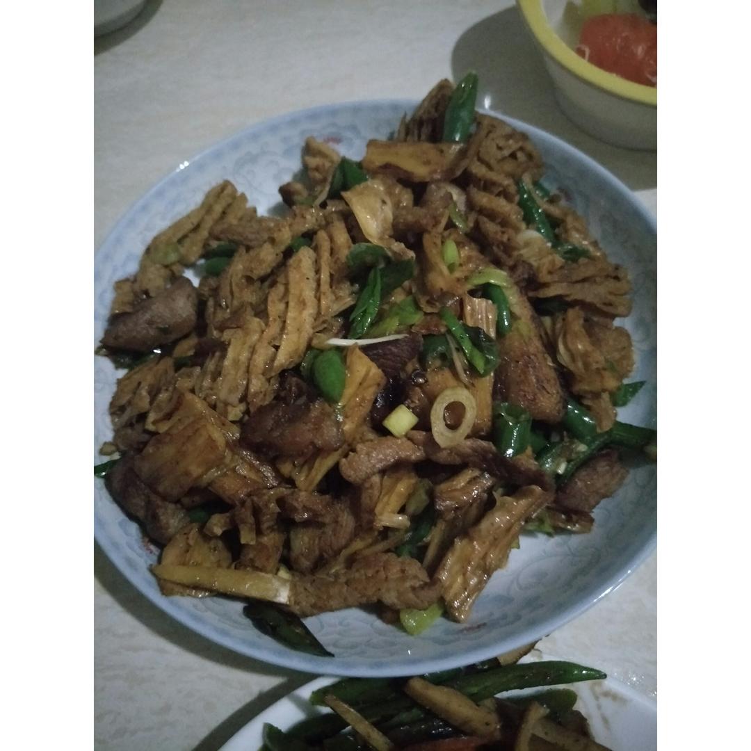 腐竹炒肉
