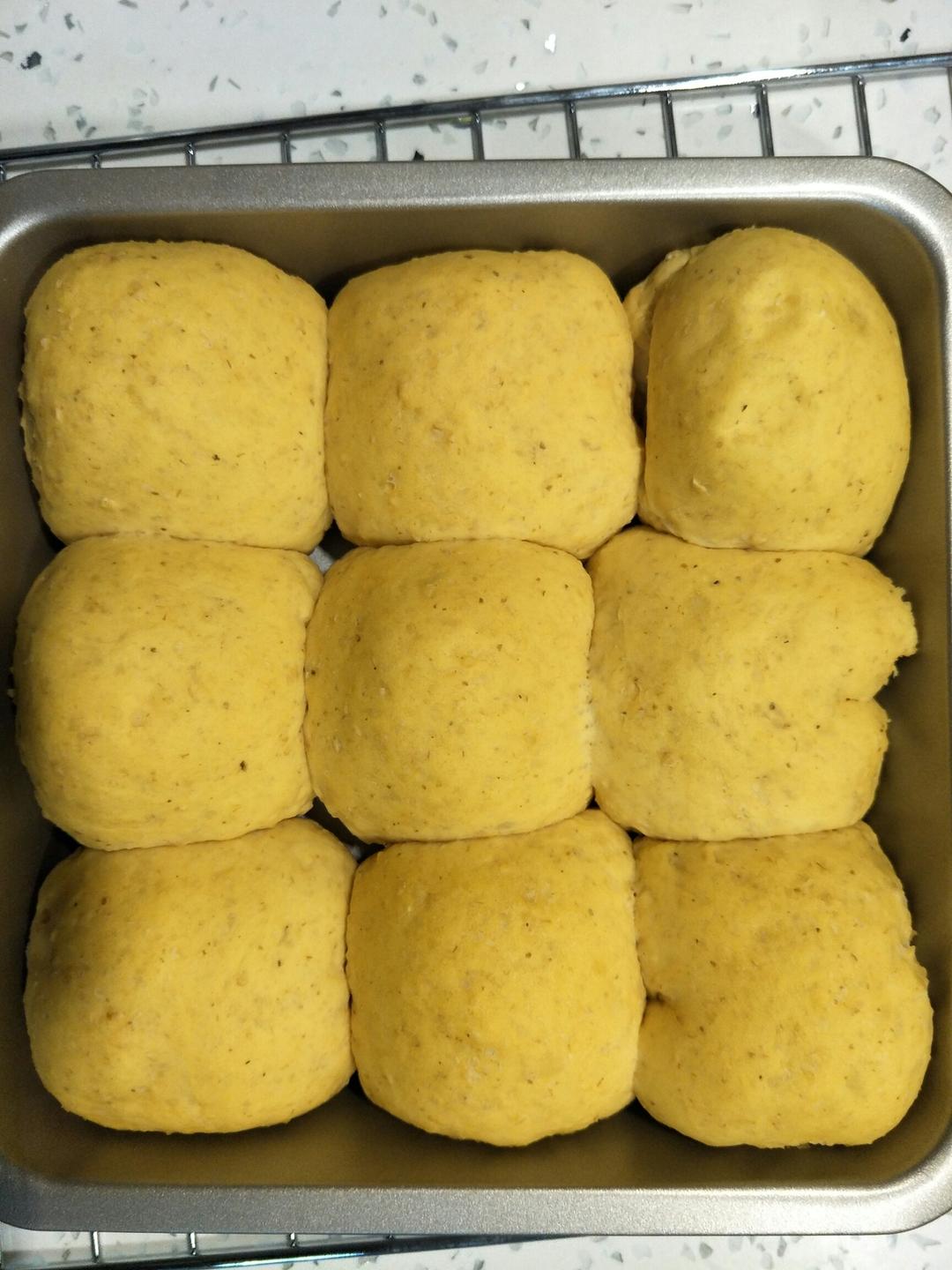 无糖南瓜燕麦餐包