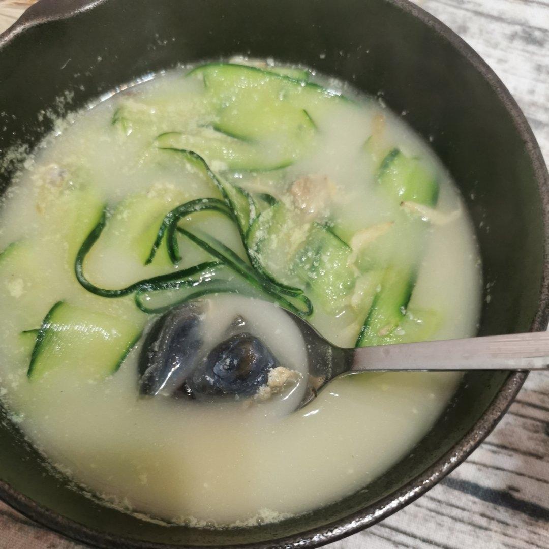 皮蛋黄瓜汤 超级美味