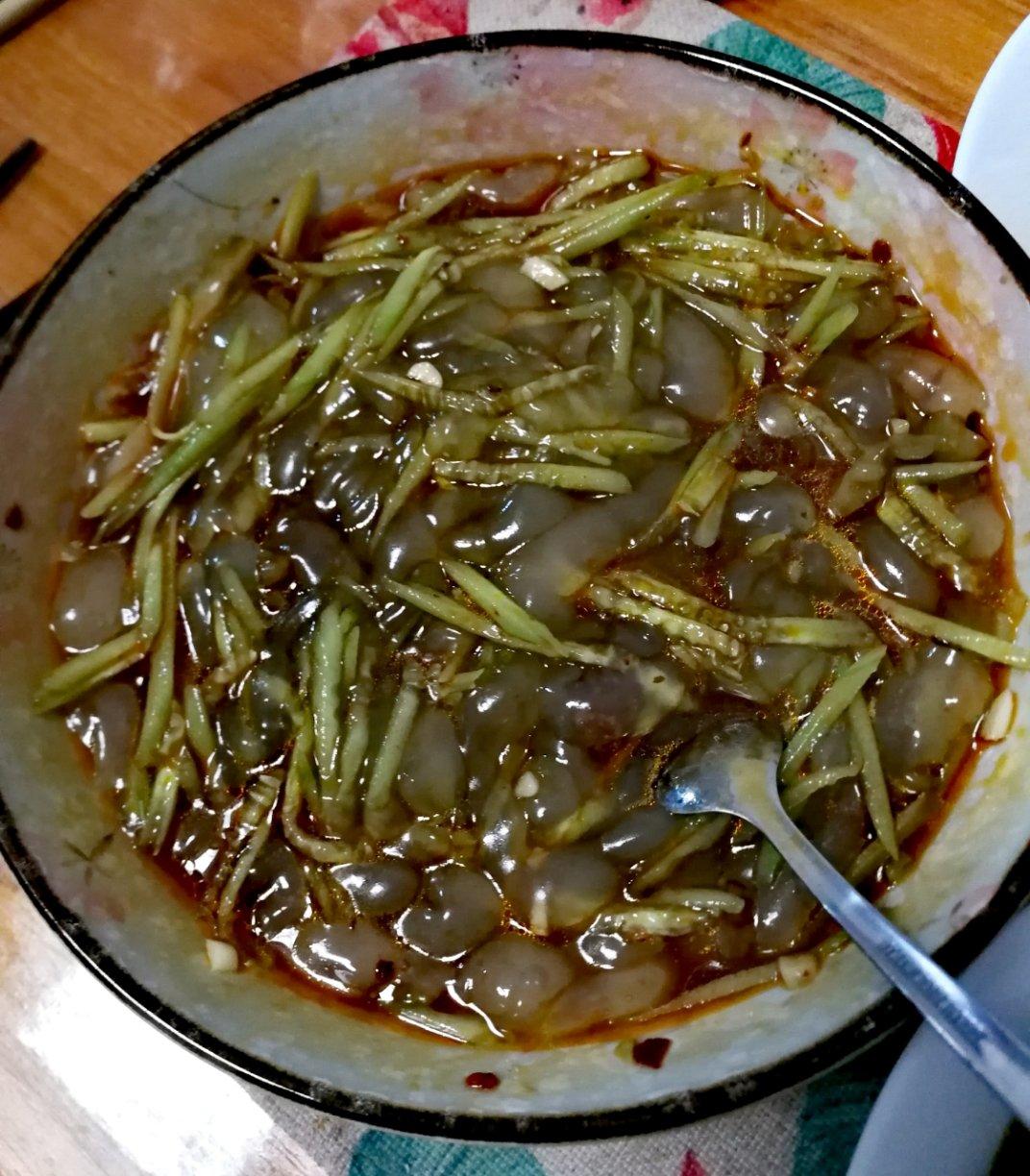 凉粉娃娃鱼