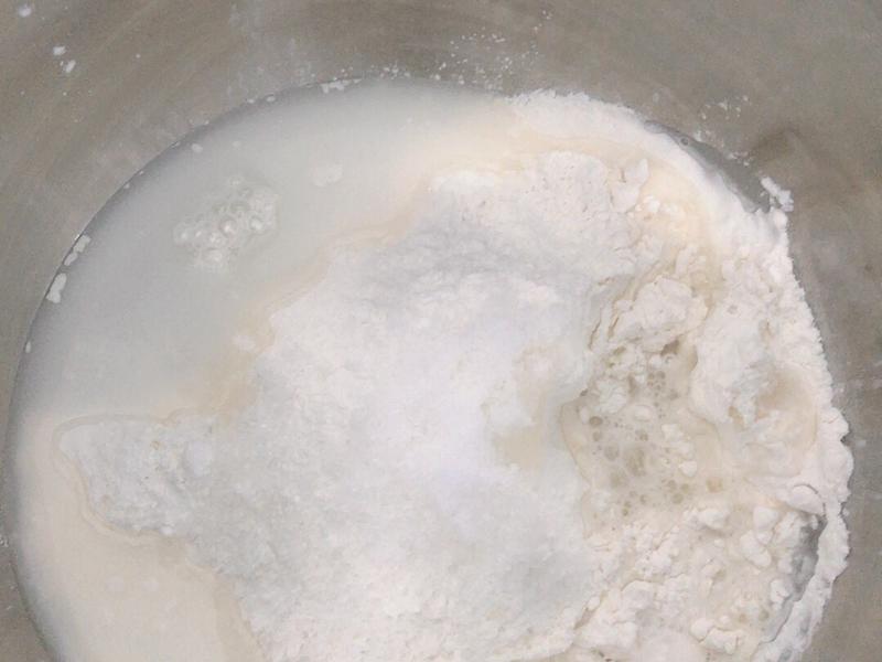 纯奶手撕吐司的做法 步骤1