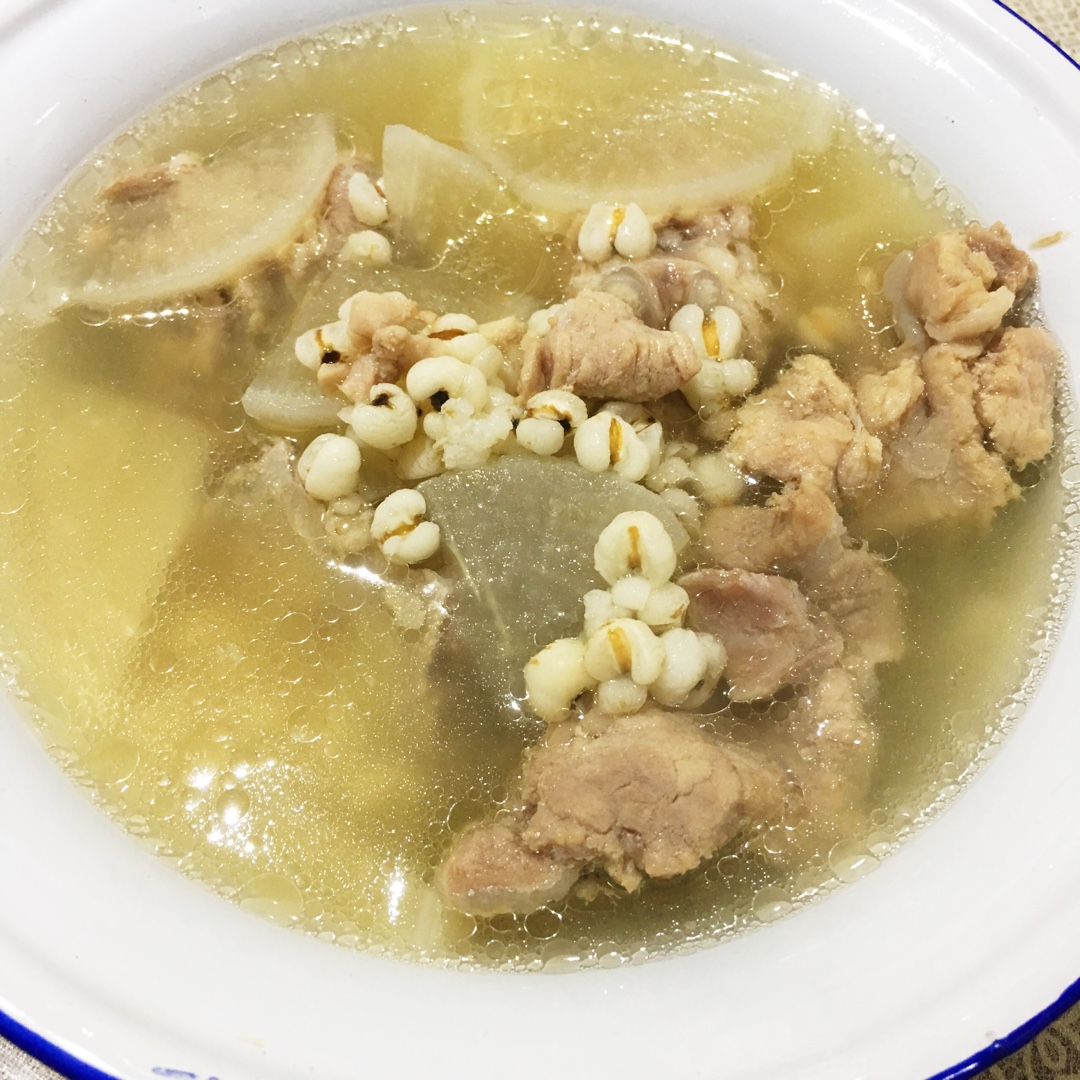 萝卜薏仁排骨汤