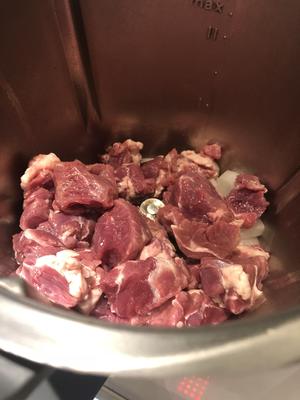 咖喱牛腩土豆的做法 步骤3
