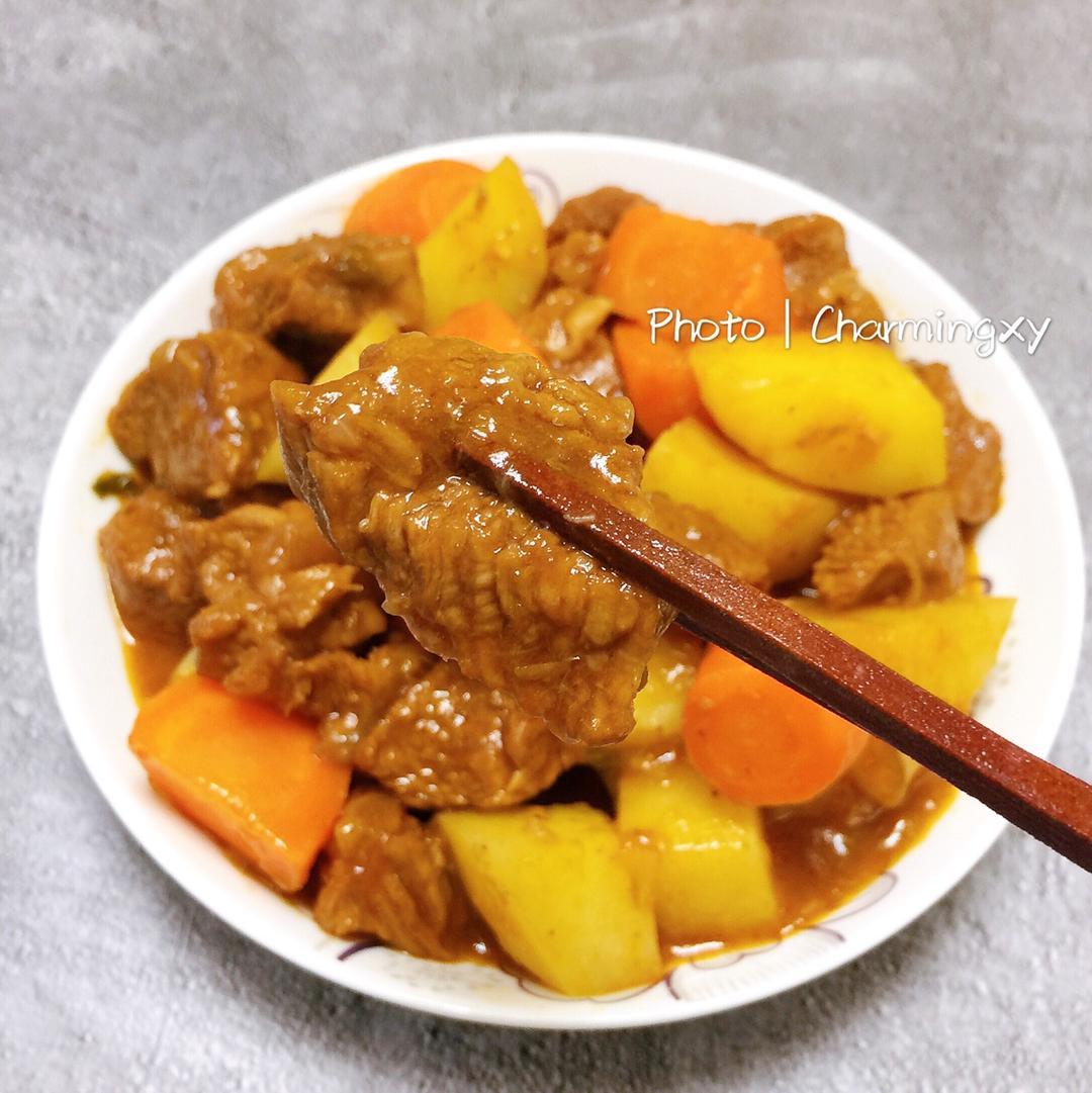 土豆炖牛肉 | 大口吃肉 要来一块嘛？