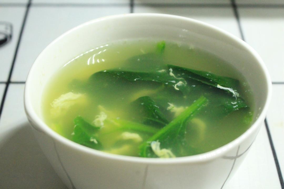菠菜鸡蛋汤