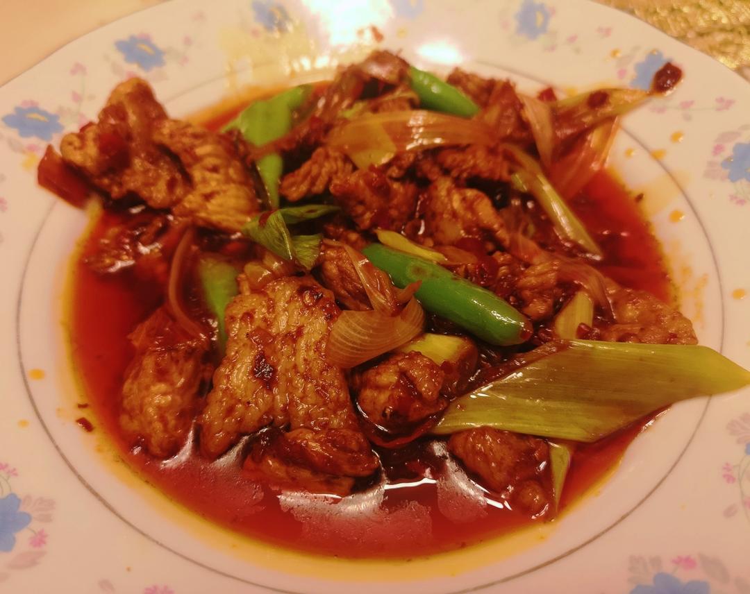 超下饭的大葱炒肉片