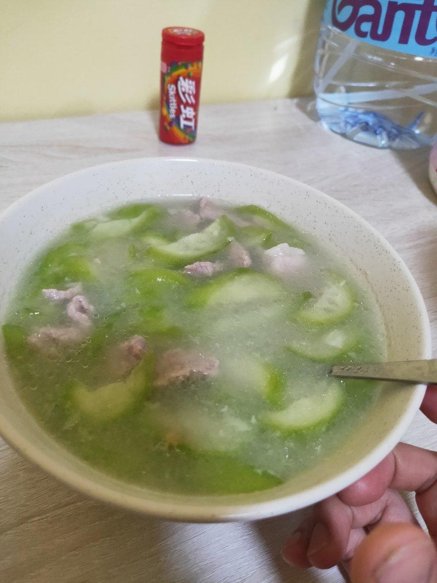 丝瓜肉片汤