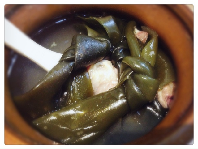 牛小排yummy做的海带排骨汤