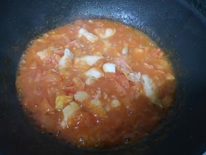 茄汁焖巴沙鱼柳的做法 步骤5