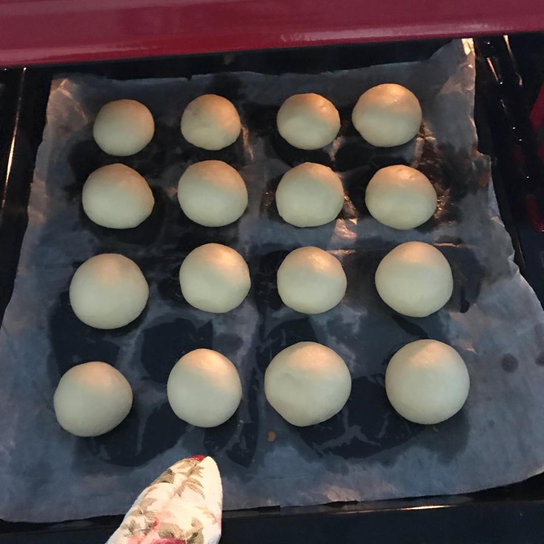 一次性发酵鲜奶油小面包