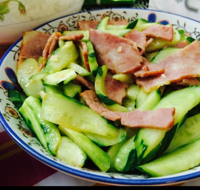 培根清炒小黄瓜