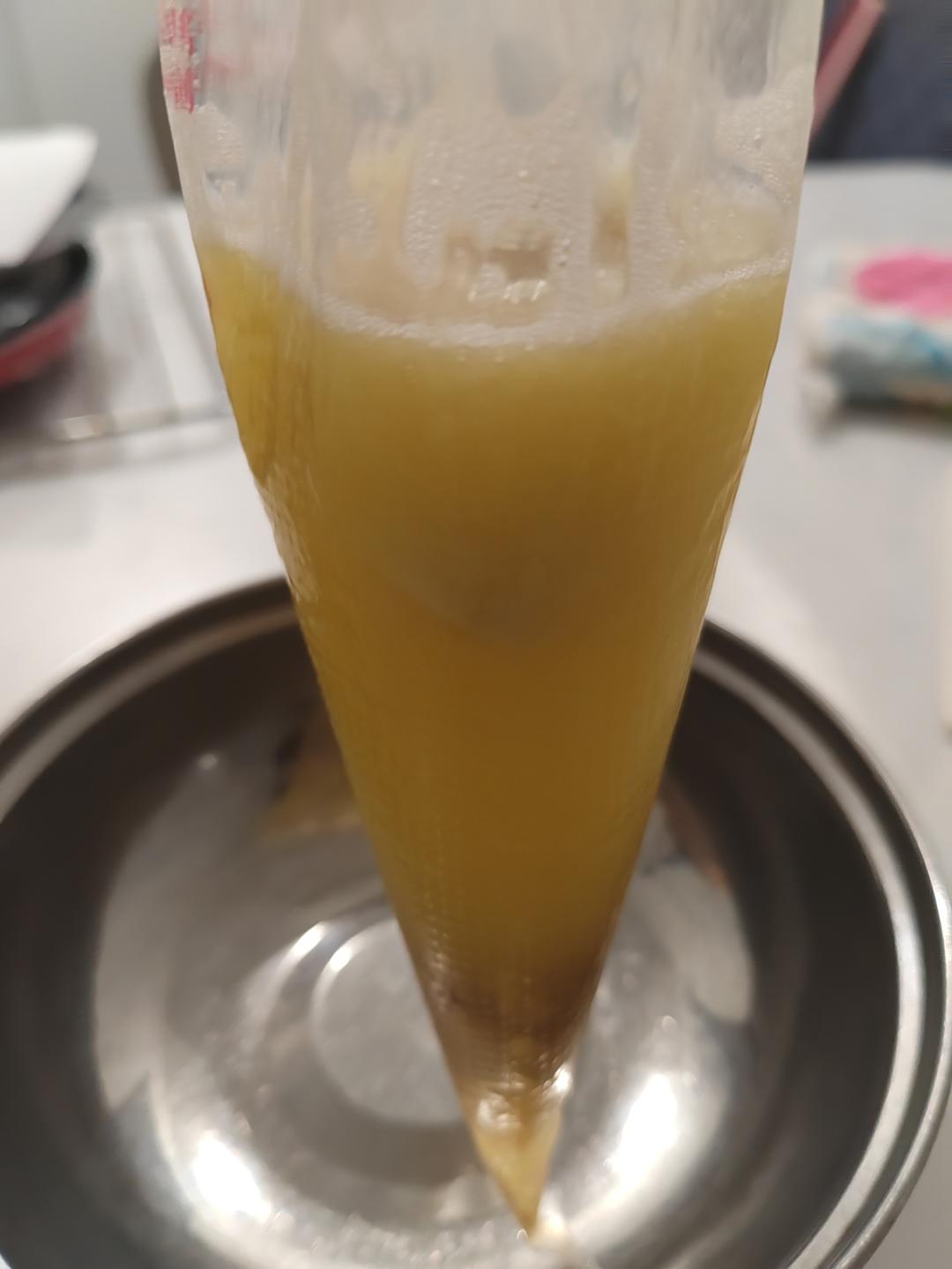 一秒钟挤柠檬汁，不脏手，不用任何机器(并且柠檬汁和核分离)爱烘焙的你一定要看一看