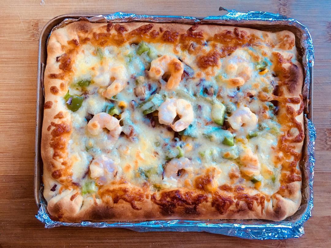 蘑菇火腿心花边比萨