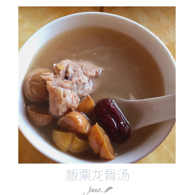 莲藕排骨板栗汤