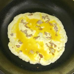 碎肉煎蛋的做法 步骤6