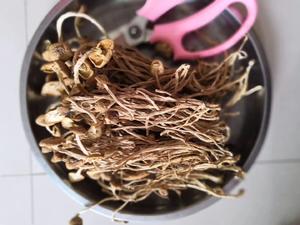 茶树菇汤的做法 步骤1