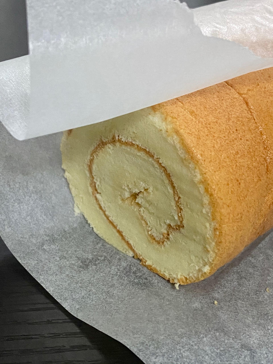 蛋糕卷这样做‼️不掉皮不开裂（小视频食谱）