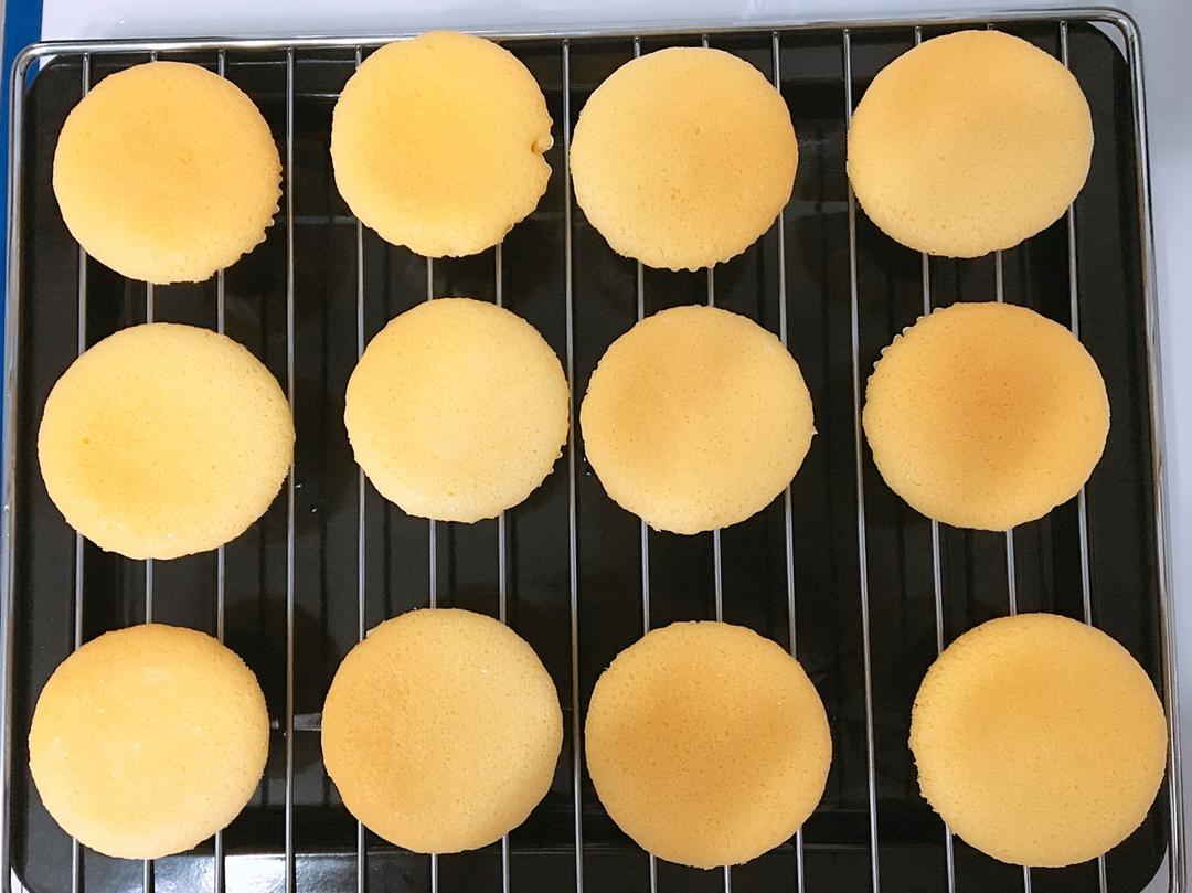 超软的~酸奶蛋糕