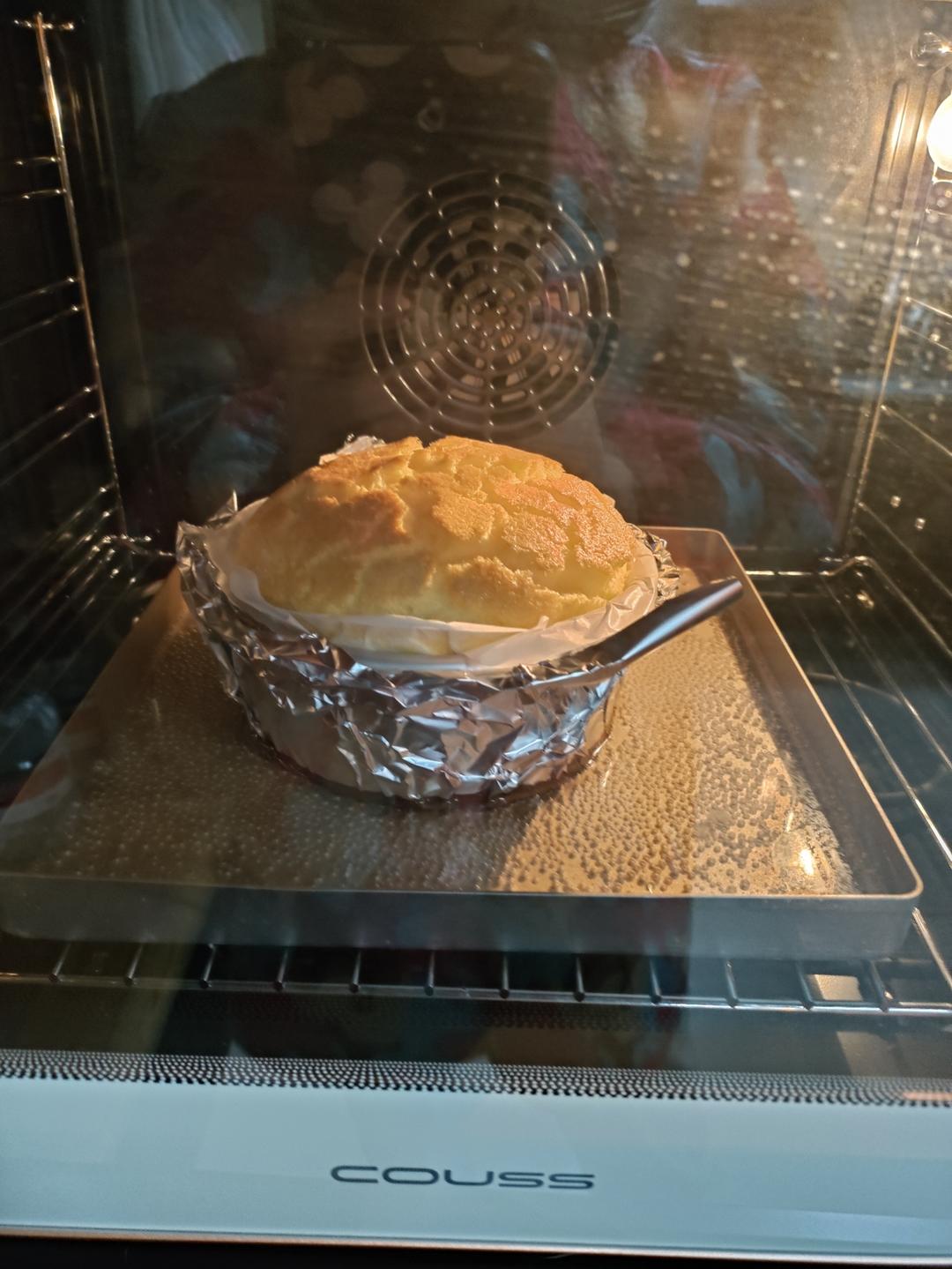 不用奶油奶酪也能做的“轻乳酪蛋糕”🍰