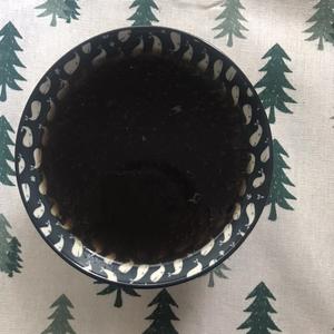 夏日补血美容黑暗汤水-黑豆塘鲺汤的做法 步骤2
