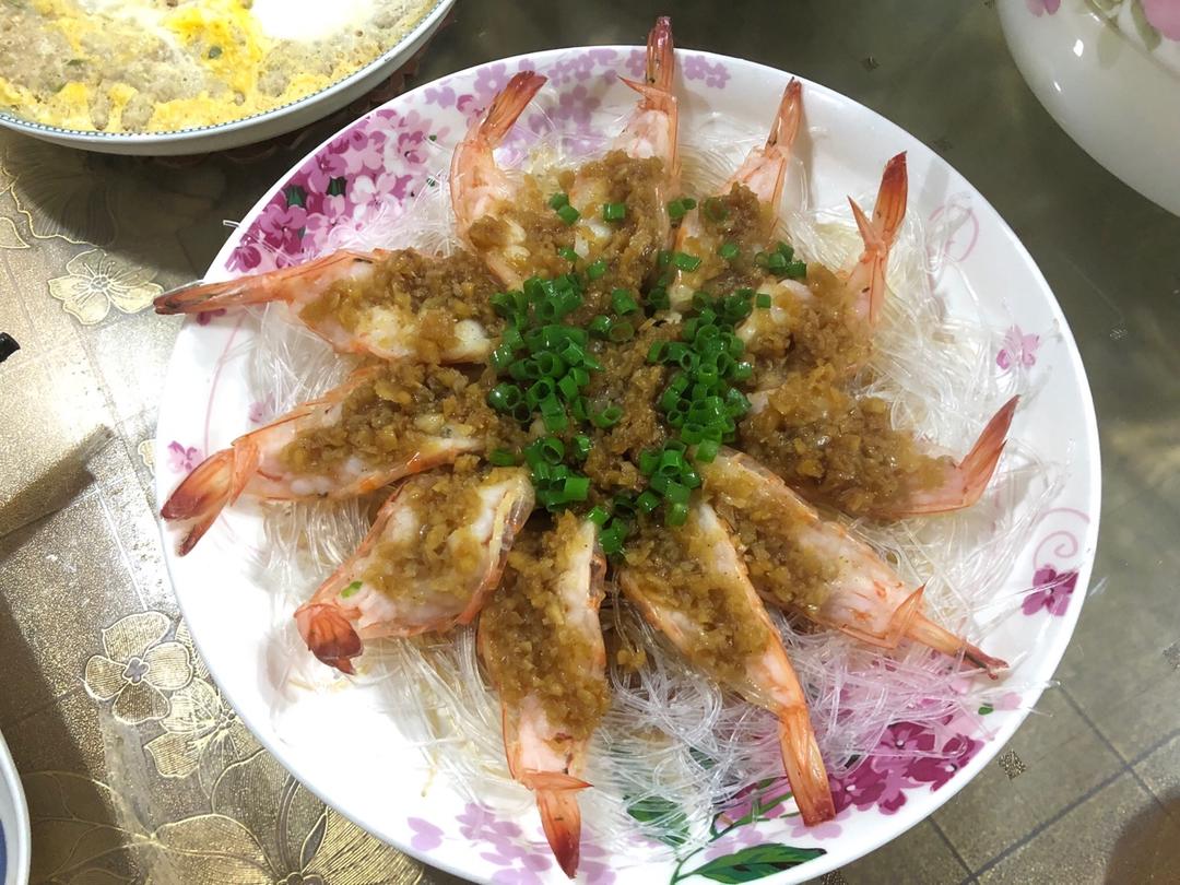 蒜蓉粉丝蒸虾
