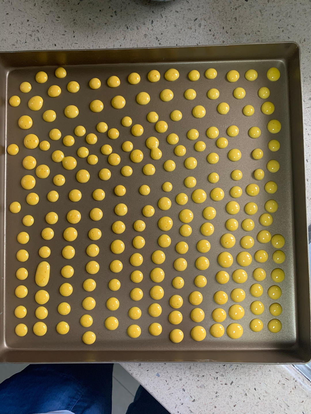 入口即化的无添加蛋黄溶豆