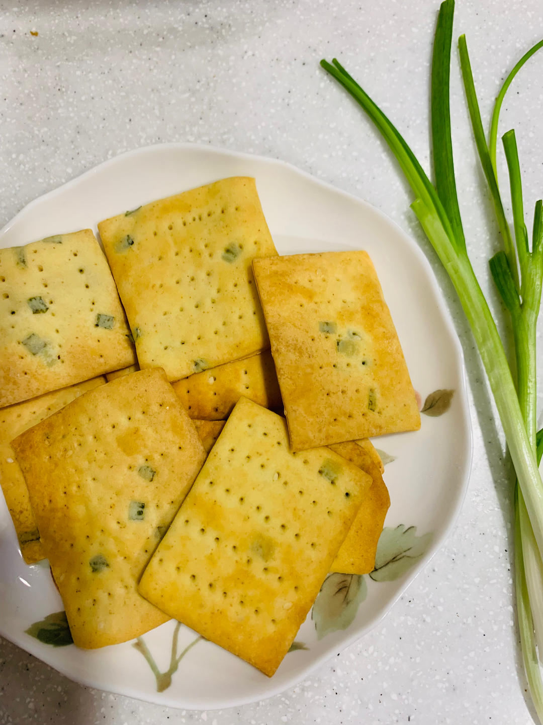 鲁邦弃种【香葱苏打饼干】