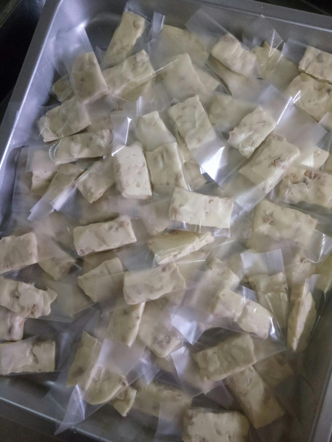 初学者都能做好的花生牛轧糖