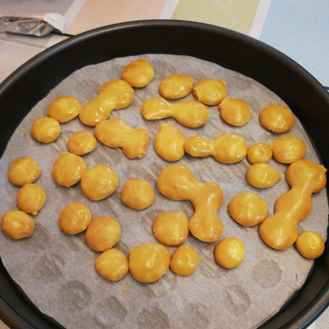 蛋黄溶豆