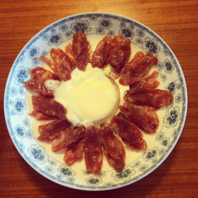 香肠蒸蛋