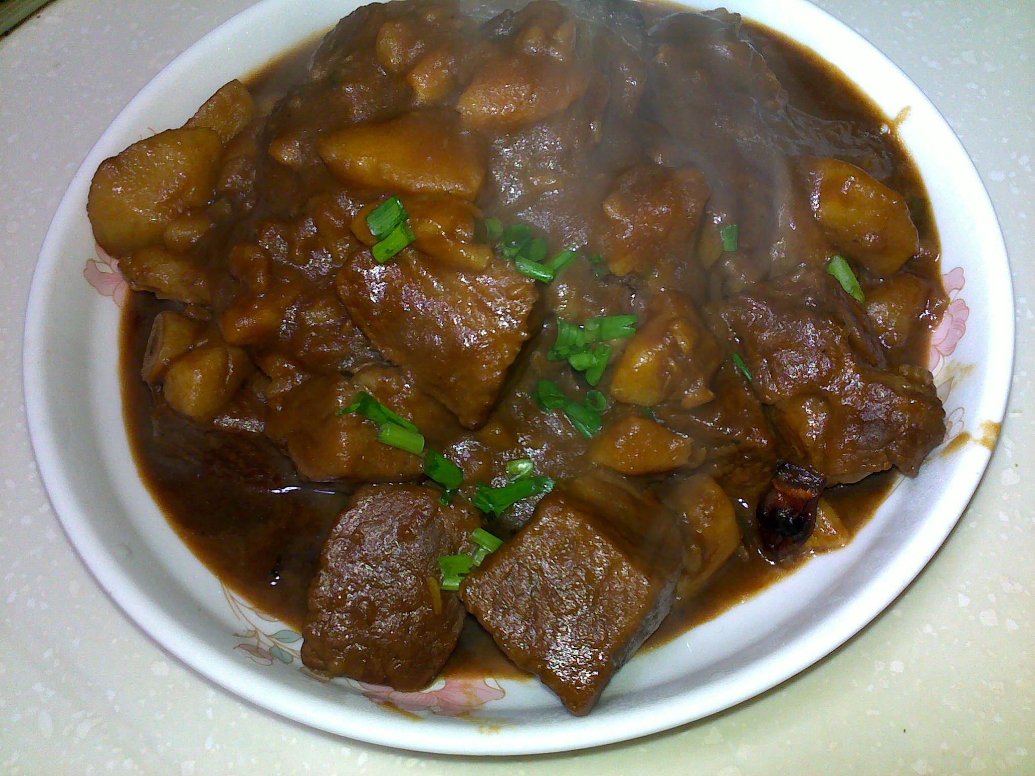 红烧土豆牛腩